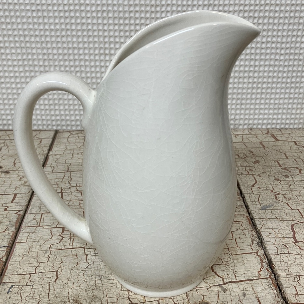 Pitcher - Picture 3 of 7